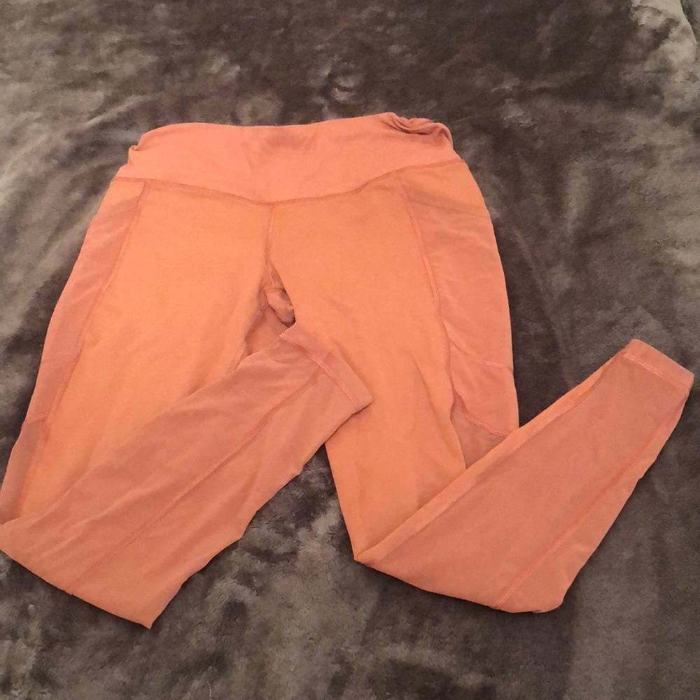 Victoria Sport mesh leggings